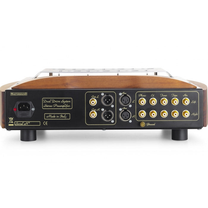MASTERSOUND SPETTRO TUBE PREAMPLIFIER - MastersounD is an italian style in class A that produces amplifiers, Integrated Amplifiers, MonoBlocks Power Amplifiers and Tube Amplifiers and more... Get the Best deals on all MastersounD at Vinyl Sound