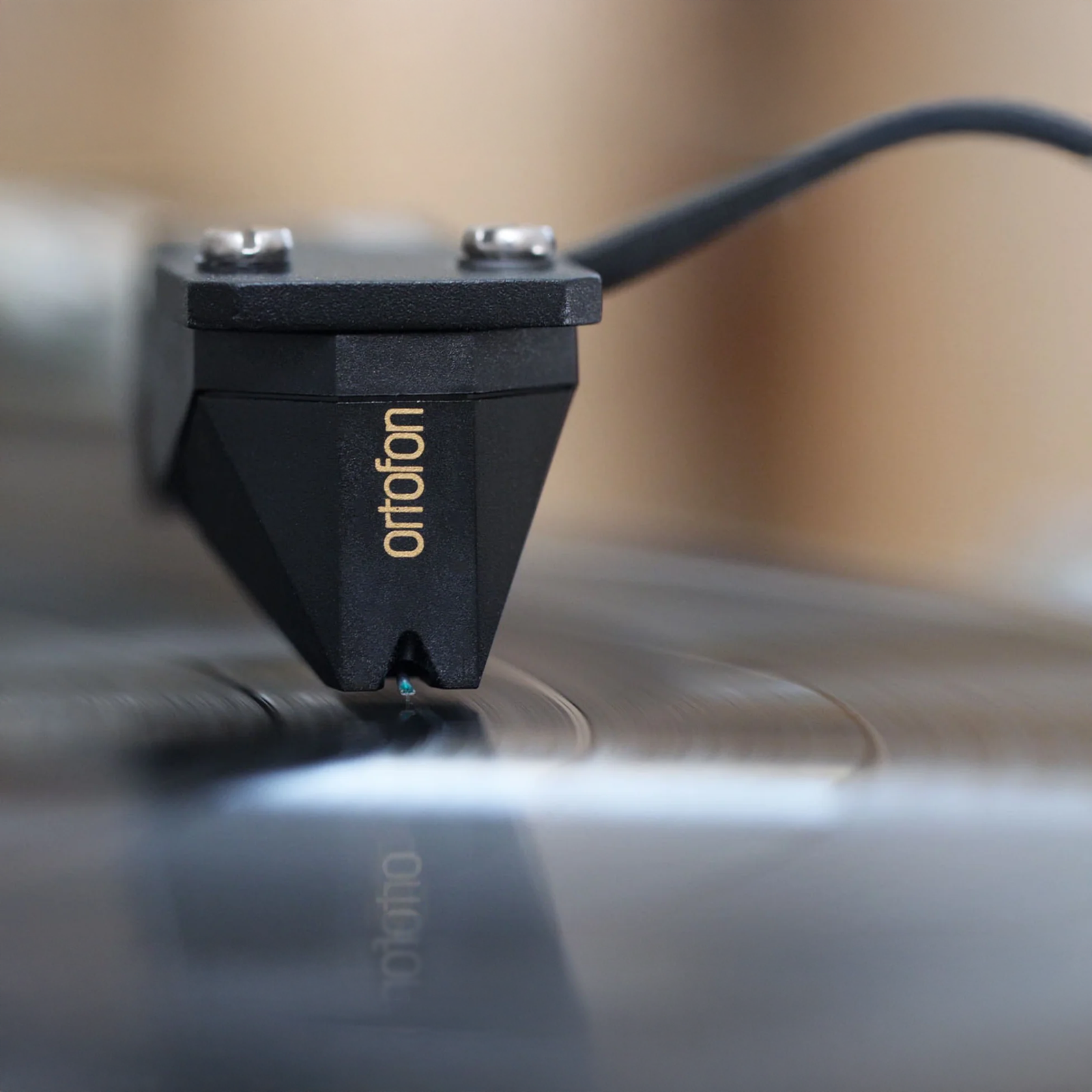 ORTOFON 2M BLACK CARTRIDGE