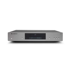 CAMBRIDGE CXC V2 CD PLAYER | VINYL SOUND Half a decade after the CX range redefined performance at its price point, it’s time to reimagine, reengineer and reinvigorate. Now finished in Lunar Grey to match the rest of the CX Series 2 range, the award-winning CXC delivers stunning audio quality from your CD collection.