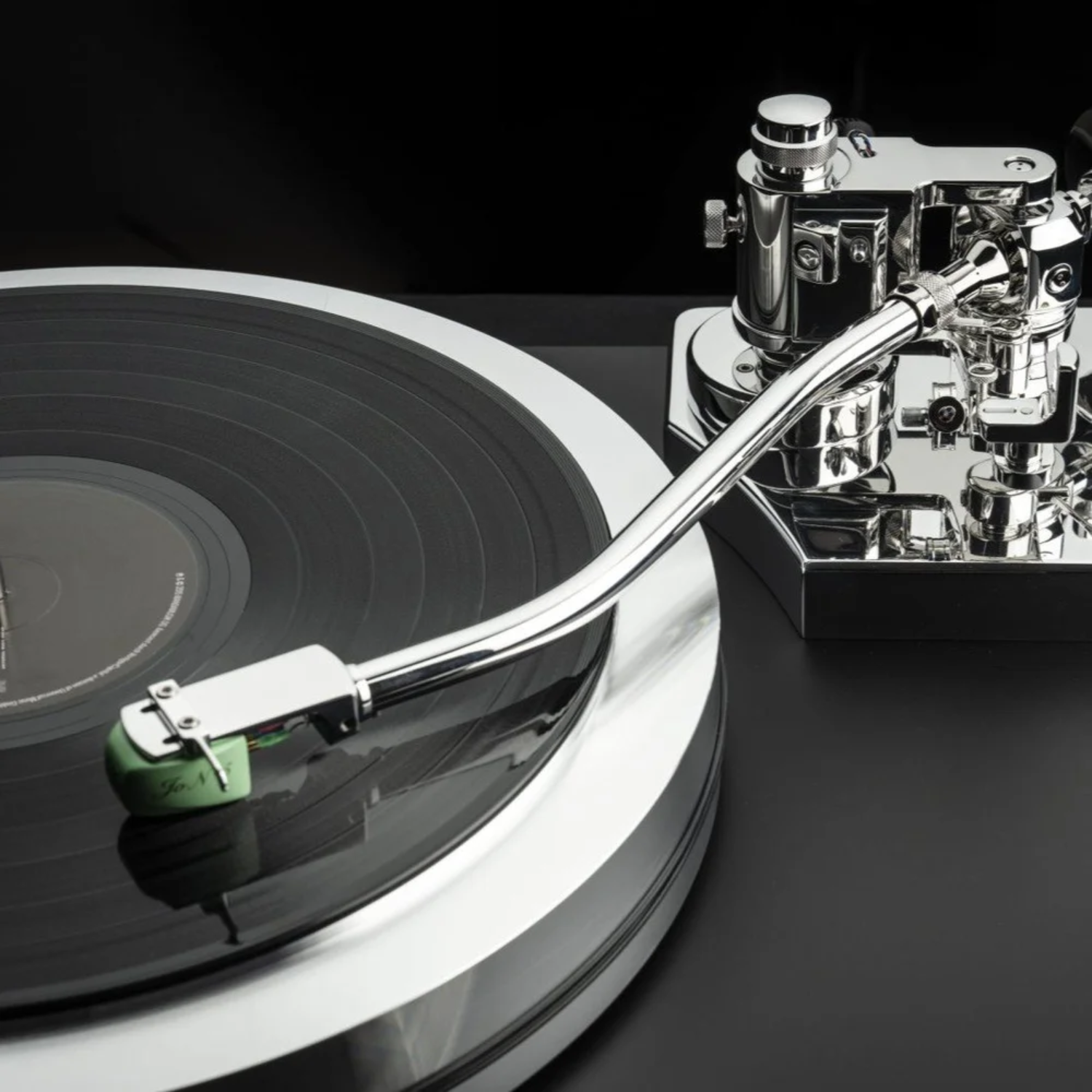 European Audio Team (Eat) - F-Dur Turntable