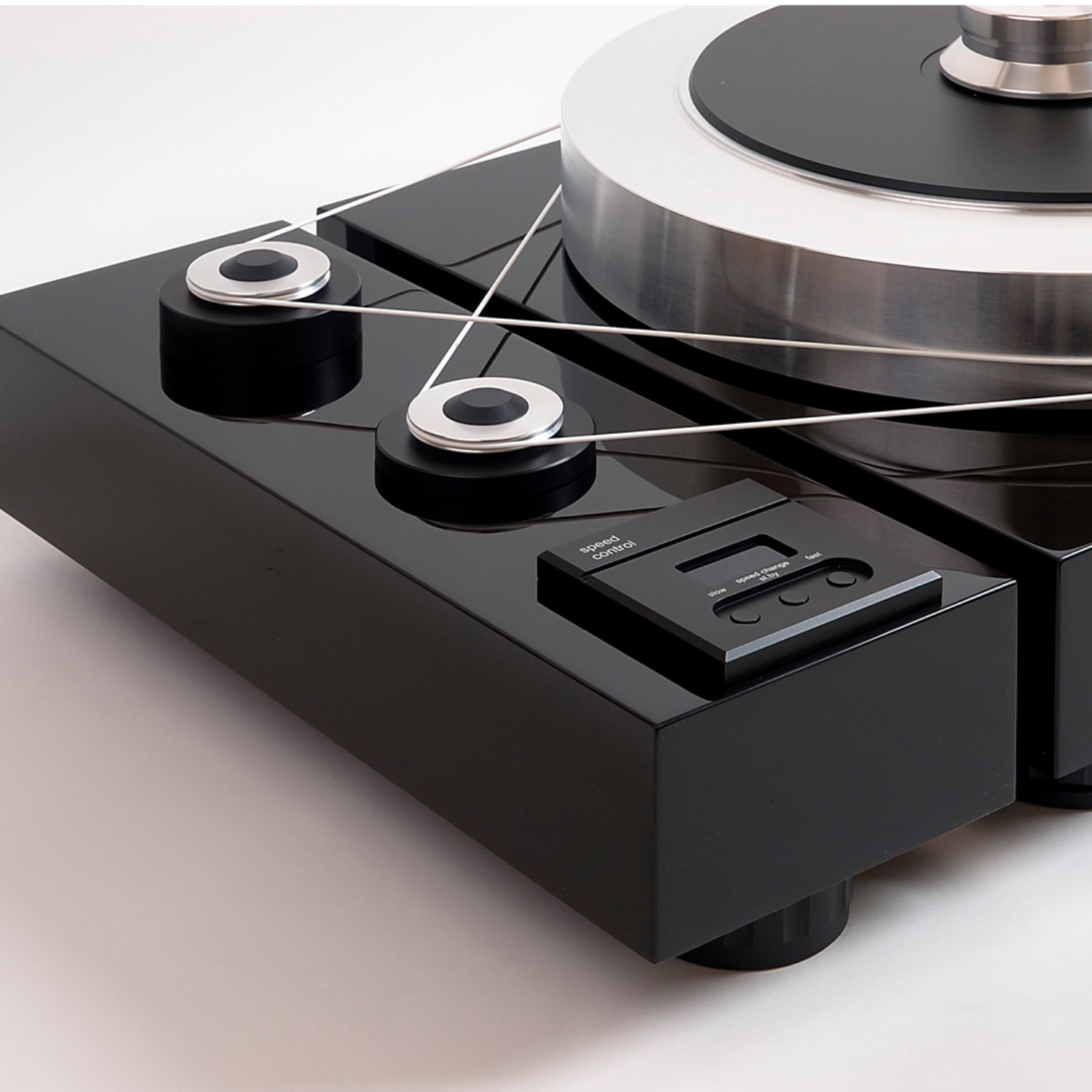 European Audio Team (Eat) Forté Turntable - Piano Black