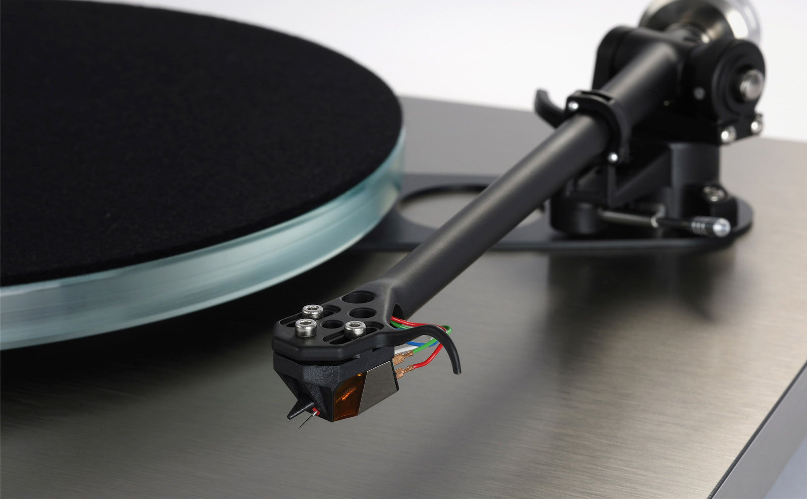 Rega Planar 6 RS Edition Turntable