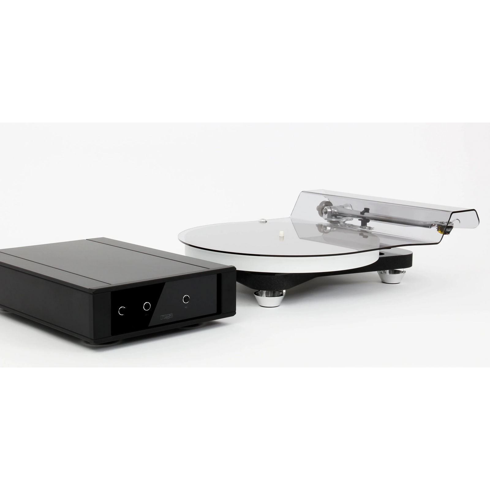 Rega NAIA Turntable | Vinyl Sound USA The Rega Naia turntable is the result of years of painstaking development which was used to create the now famous ‘Naiad’ test bed turntable. The Naia takes the best of this development and technology and transfers it into a production ready version without compromise. The Naia is packed with ground-breaking features