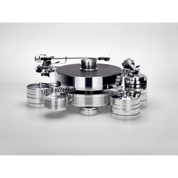 TRANSROTOR ALTO TMD TURNTABLE (POLISHED ALIMINUM) | VINYL SOUND Alto TMD comes in a solid aluminum chassis, aluminum platter (9kg), TMD bearing and the option to equip up to 3 tone arm bases. The tonearm base can be adjusted to fit any 9 to 12- inch tone arms and has on-the-fly VTA adjustment. The armboard is a 2 piece assembly.