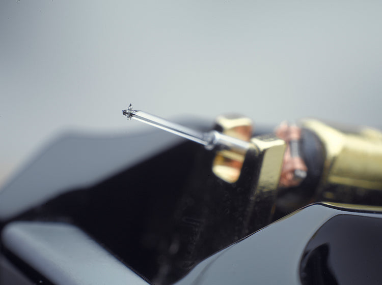 Hana Umami Black Moving Coil Cartridge